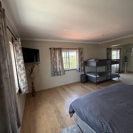 Bed & Breakfast Portuguese With Beautiful Views